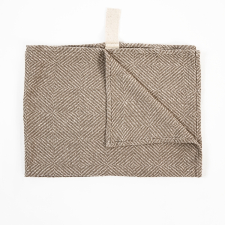 Big Linen Towel - Beige Fishbone - Image 3