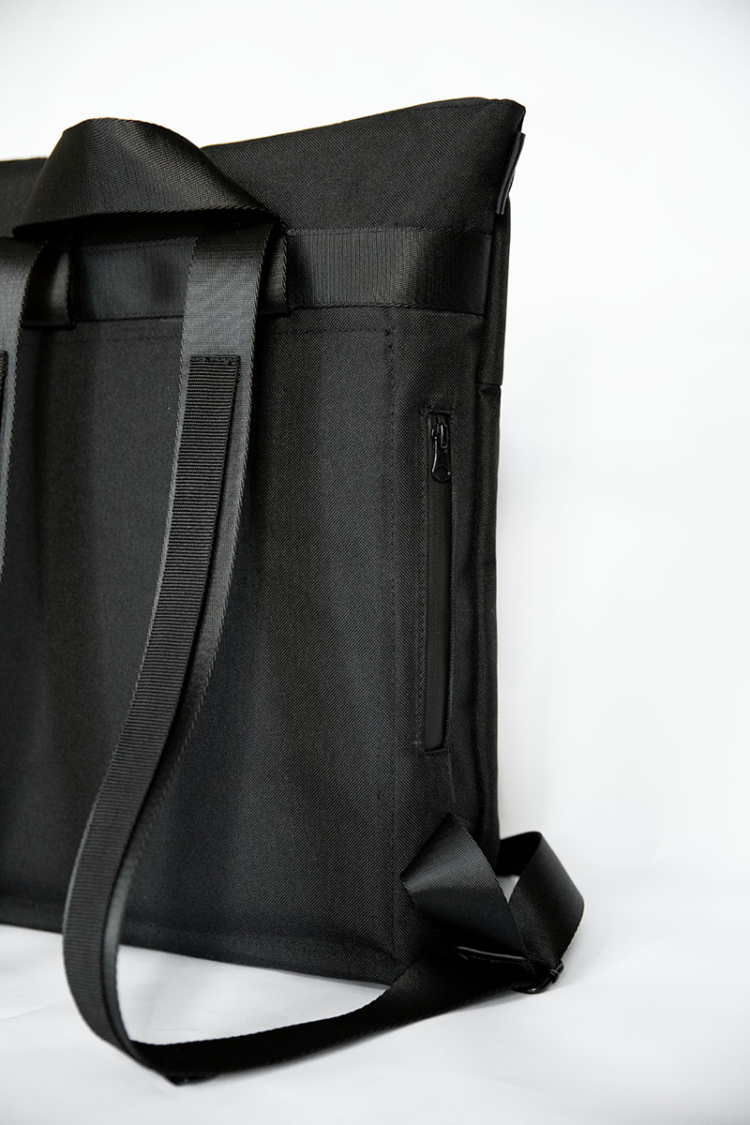 HØLAR Weatherproof Backpack - Image 5