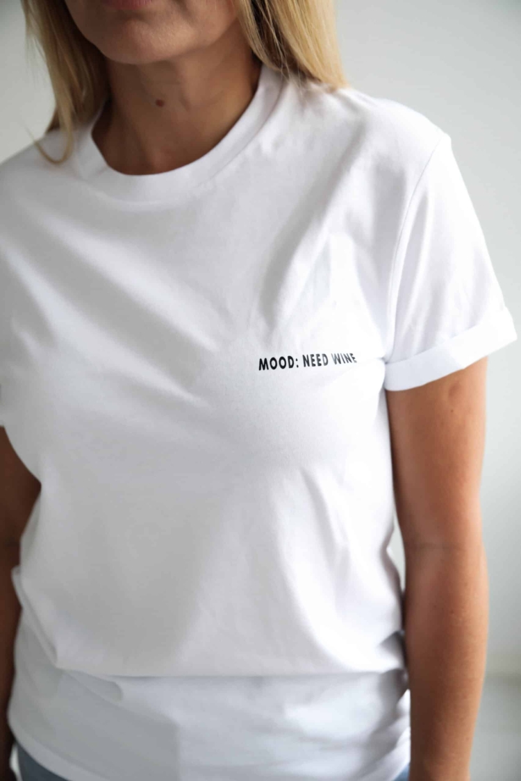 Mood: Need wine T-shirt - Image 4