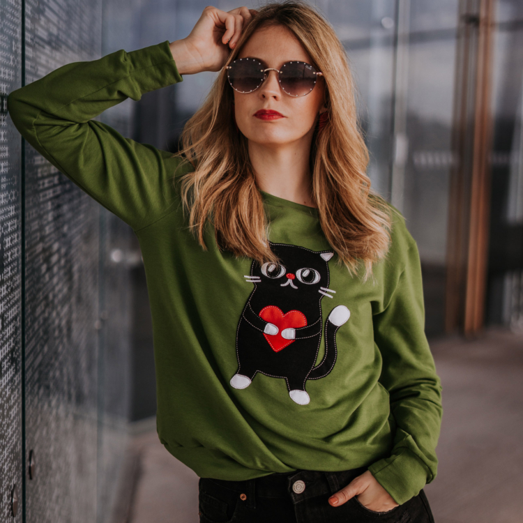 Women’s Heartful Cat Sweatshirt - Image 6