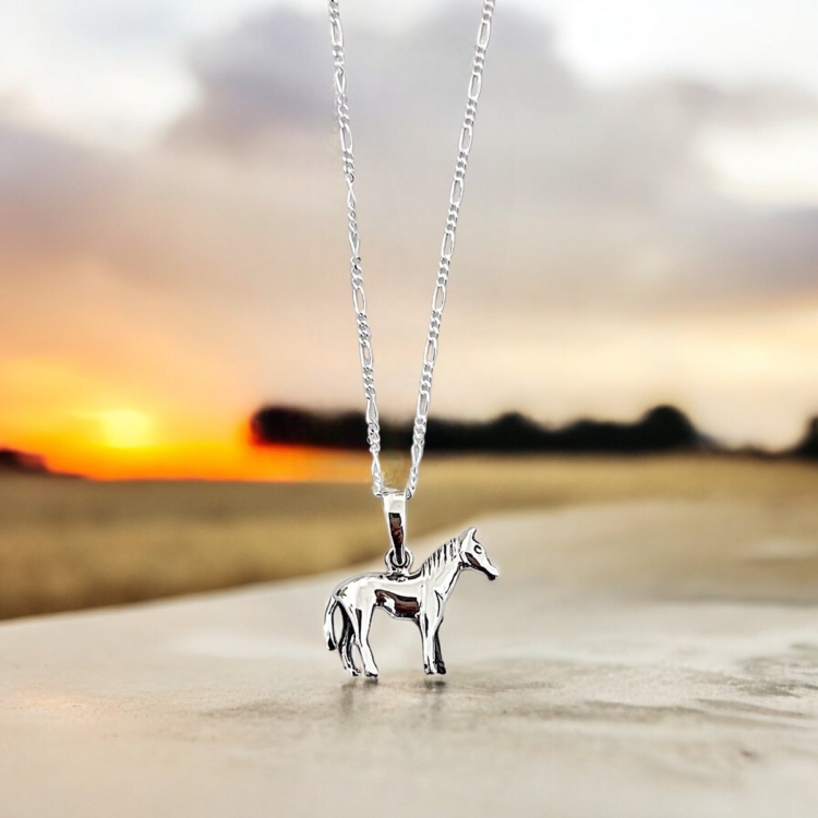 925 sterling silver chain with 3D horse pendant - Image 2