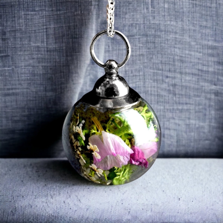 925 sterling silver necklace with dried scented bells, moss and sea lavender pendant - Image 7