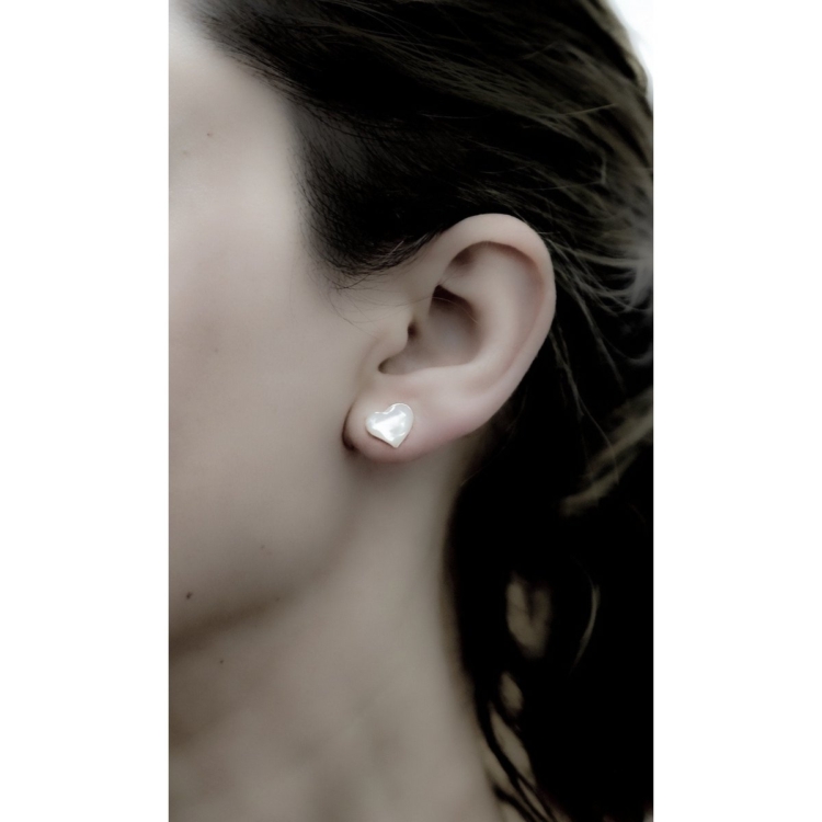 Mother of Pearl Heart Stud Earrings - Image 9