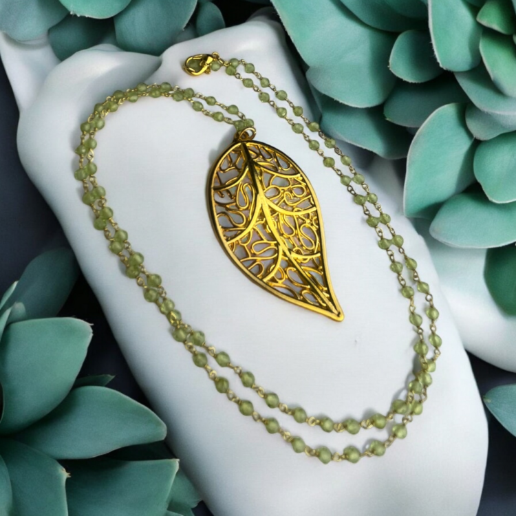 Gemstone necklace SPRING LEAF - Image 3