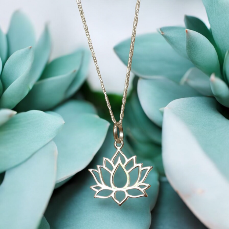 925 Sterling Silver Necklace with Lotus Pendant - Symbol of Purity and Enlightenment