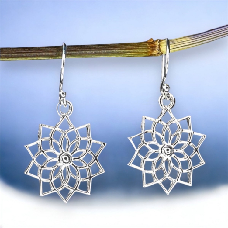 Magical earrings made of 925 sterling silver with mandala motif