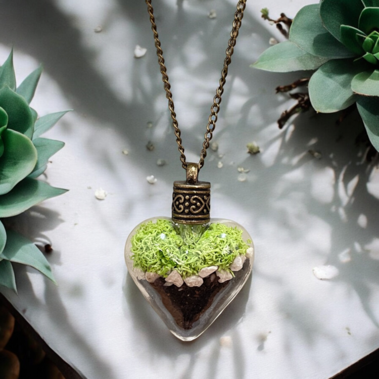 Vintage Terrarium Necklace with Moss, Pebbles and Earth